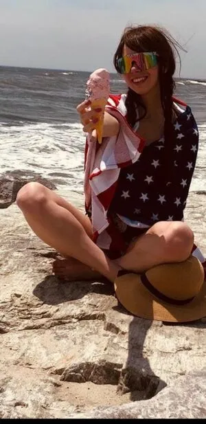 June Lapine OnlyFans Leaked Free Thumbnail Picture - #DVTQLusq6Q