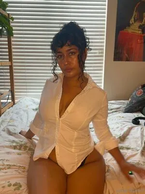 Junebunni OnlyFans Leaked Free Thumbnail Picture - #8ez0S1DETm