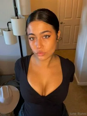 Junebunni OnlyFans Leaked Free Thumbnail Picture - #PAZo1jbBZh