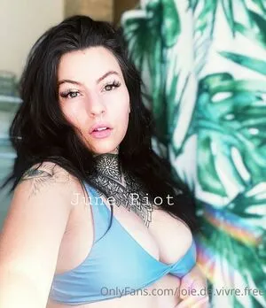 Juneriot Free OnlyFans Leaked Free Thumbnail Picture - #19zzZybuXZ