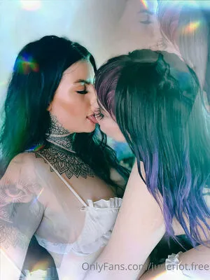 Juneriot Free OnlyFans Leaked Free Thumbnail Picture - #wibpZFtDp3