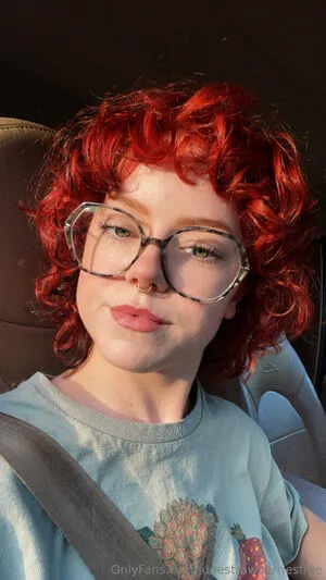 Junestrawberriesfree OnlyFans Leaked Free Thumbnail Picture - #6810uppCv8