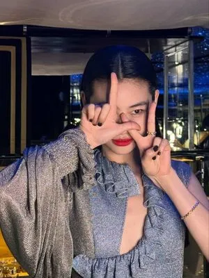 Jung Ho-yeon OnlyFans Leaked Free Thumbnail Picture - #fQvbDK4Zji