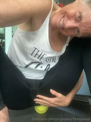 Junglelady52exposed OnlyFans Leaked Free Thumbnail Picture - #dayGfZPSki
