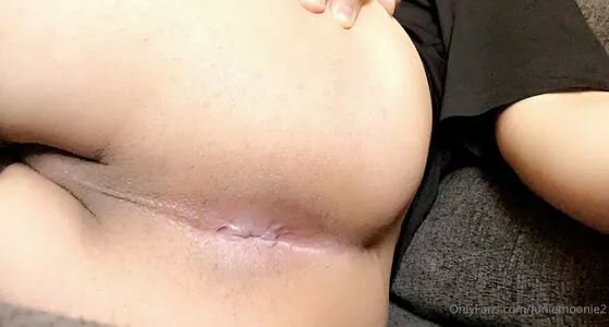 Juniemoonie2 OnlyFans Leaked Free Thumbnail Picture - #X8lHPI3tWo