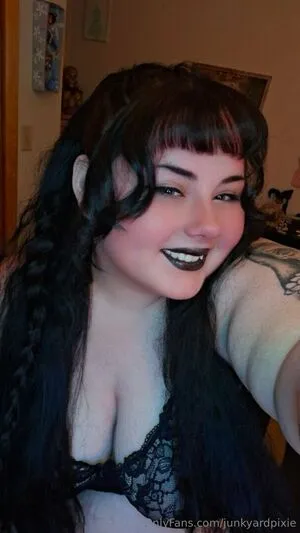 Junkyardpixie OnlyFans Leaked Free Thumbnail Picture - #SwToi5ishT