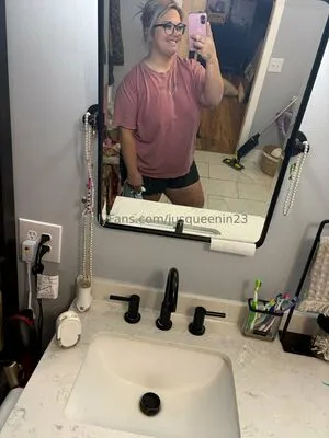 Jusqueenin23 OnlyFans Leaked Free Thumbnail Picture - #u7njf2Fzti