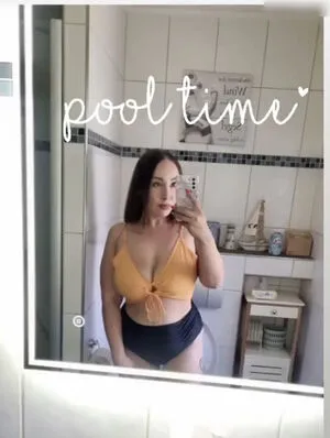 Just A Gamergirl OnlyFans Leaked Free Thumbnail Picture - #EltMApiO7n