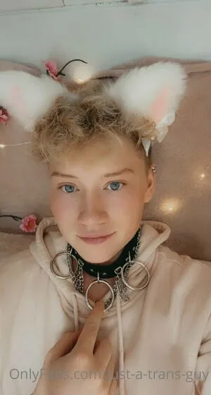 Just A Trans Guy OnlyFans Leaked Free Thumbnail Picture - #lIOjaaftaj