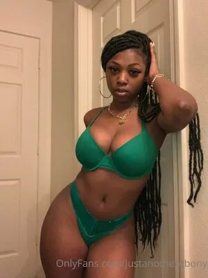 Justanotherebony OnlyFans Leaked Free Thumbnail Picture - #S4Bk3mGJbG