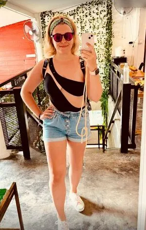 Justbecci Beccisplayground OnlyFans Leaked Free Thumbnail Picture - #teeHBByzKB