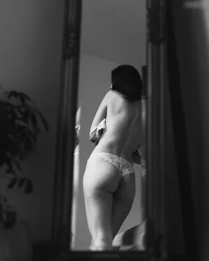 Justine Anne Crane OnlyFans Leaked Free Thumbnail Picture - #2SJ5Ex2XnU