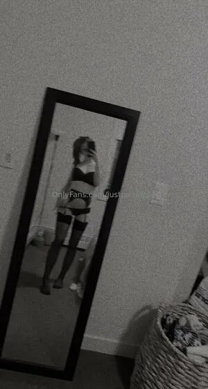 Justpenelope OnlyFans Leaked Free Thumbnail Picture - #5iTxwnCiZC