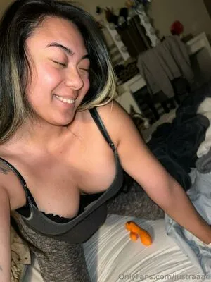 Justraaae OnlyFans Leaked Free Thumbnail Picture - #m4l1XWD5Zj