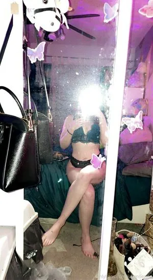 Juvenilejulia OnlyFans Leaked Free Thumbnail Picture - #tyzIXz9EAV