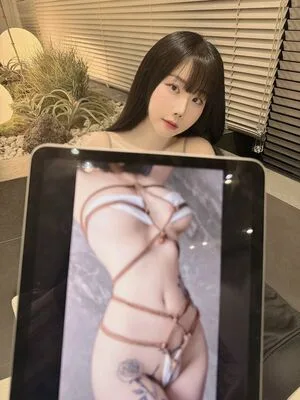 Jyeoning OnlyFans Leaked Free Thumbnail Picture - #15HdBdVMSX