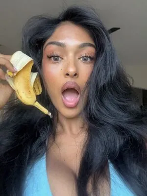 Kaaviya Sambasivam OnlyFans Leaked Free Thumbnail Picture - #2EKoAfVnj5