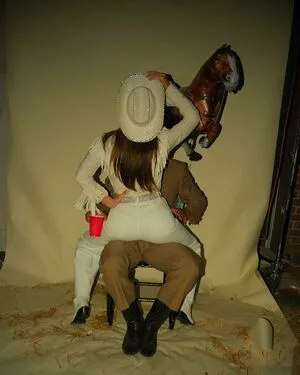 Kacey Musgraves OnlyFans Leaked Free Thumbnail Picture - #1rRfkabz1u