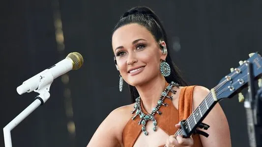 Kacey Musgraves OnlyFans Leaked Free Thumbnail Picture - #IwIp8tp1QL