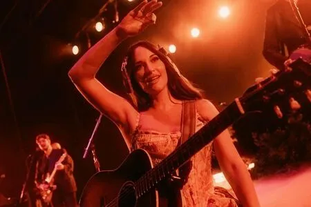 Kacey Musgraves OnlyFans Leaked Free Thumbnail Picture - #WKOalmlDgc