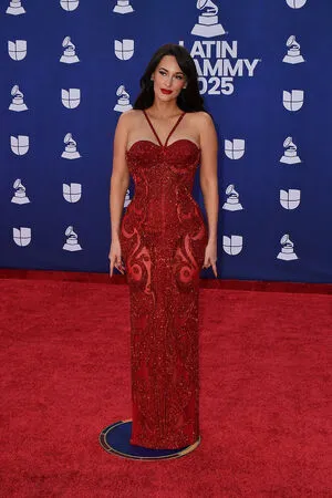 Kacey Musgraves OnlyFans Leaked Free Thumbnail Picture - #c0lj4SDwxA