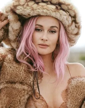 Kacey Musgraves OnlyFans Leaked Free Thumbnail Picture - #deB77k5T6o