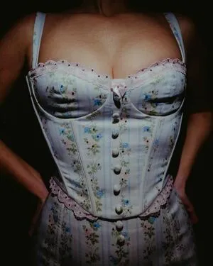 Kacey Musgraves OnlyFans Leaked Free Thumbnail Picture - #zeyAmDXLV3