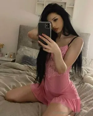 Kacimills OnlyFans Leaked Free Thumbnail Picture - #x57eqle7pg