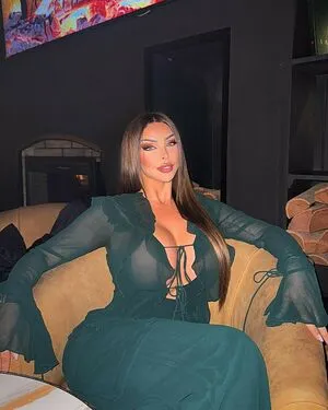 Kahina OnlyFans Leaked Free Thumbnail Picture - #BTA4cv9TFH