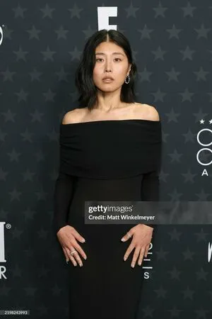 Kahyun Kim OnlyFans Leaked Free Thumbnail Picture - #yMoJYzIy0z