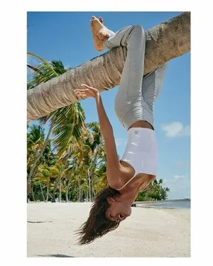 Kaia Gerber OnlyFans Leaked Free Thumbnail Picture - #5hypR4dG8x