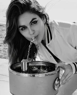 Kaia Gerber OnlyFans Leaked Free Thumbnail Picture - #9z4A9i1KGm