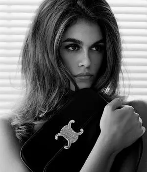 Kaia Gerber OnlyFans Leaked Free Thumbnail Picture - #AeAlmt2VGS