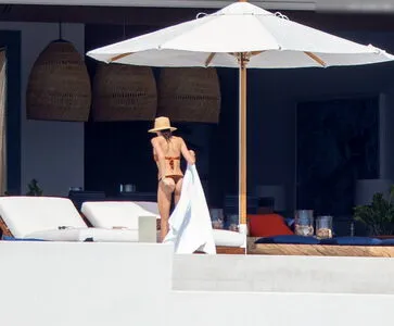 Kaia Gerber OnlyFans Leaked Free Thumbnail Picture - #eKGLgEEYZ2
