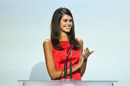 Kaia Gerber OnlyFans Leaked Free Thumbnail Picture - #l9v4QeD2Fq