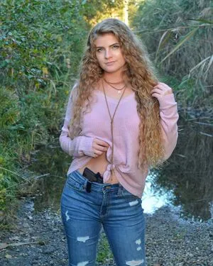 Kaitlin Bennett OnlyFans Leaked Free Thumbnail Picture - #EWmuhShVID