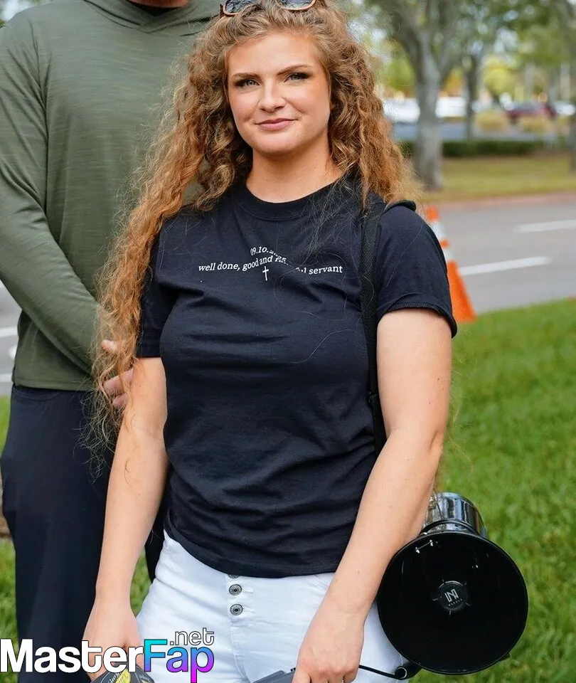 kaitlin-bennett
