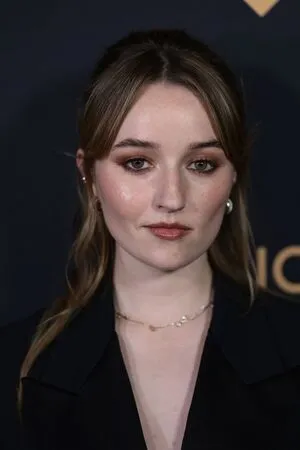 Kaitlyn Dever OnlyFans Leaked Free Thumbnail Picture - #6ANt4ckth4