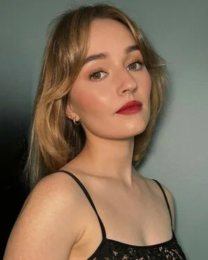 Kaitlyn Dever OnlyFans Leaked Free Thumbnail Picture - #mlmyxFsbmP