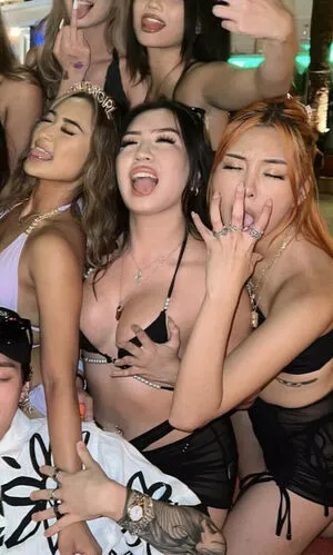 Kaitlynvunguyen OnlyFans Leaked Free Thumbnail Picture - #mO1gQIkfoa