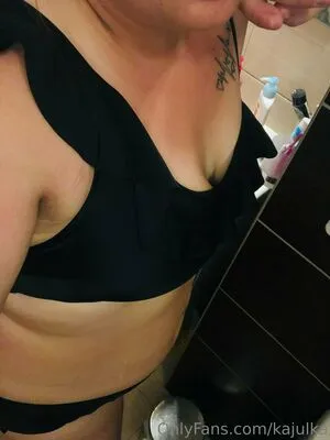 Kajulka OnlyFans Leaked Free Thumbnail Picture - #xxBxJkWc9g
