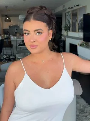Kalani Hilliker OnlyFans Leaked Free Thumbnail Picture - #2HsDIOh593