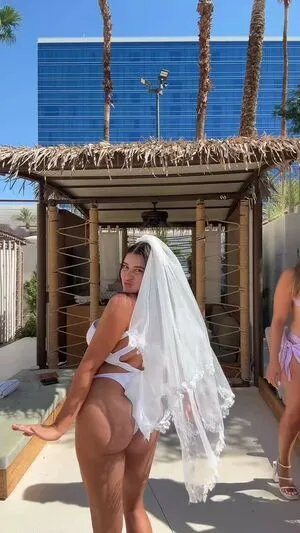 Kalani Hilliker OnlyFans Leaked Free Thumbnail Picture - #6pozAUsziQ