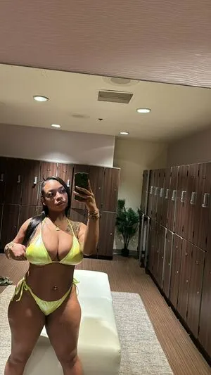 Kalemlikesalem OnlyFans Leaked Free Thumbnail Picture - #3ChrQC6OVw