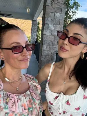 Kaley Cuoco OnlyFans Leaked Free Thumbnail Picture - #cdv5s2NH8w