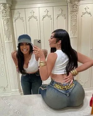 Kali Uchis OnlyFans Leaked Free Thumbnail Picture - #2WYq5Qlien