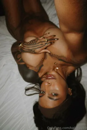 Kaligray10 OnlyFans Leaked Free Thumbnail Picture - #JBUokukilg