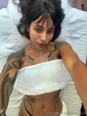Kaligray10 OnlyFans Leaked Free Thumbnail Picture - #nxmrFF88lq