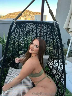 Kaliiikakes OnlyFans Leaked Free Thumbnail Picture - #bMBnehDpZ8