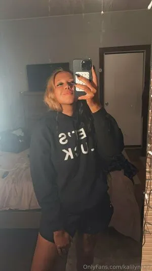 Kalilynn27 OnlyFans Leaked Free Thumbnail Picture - #FlHzTA2pBd